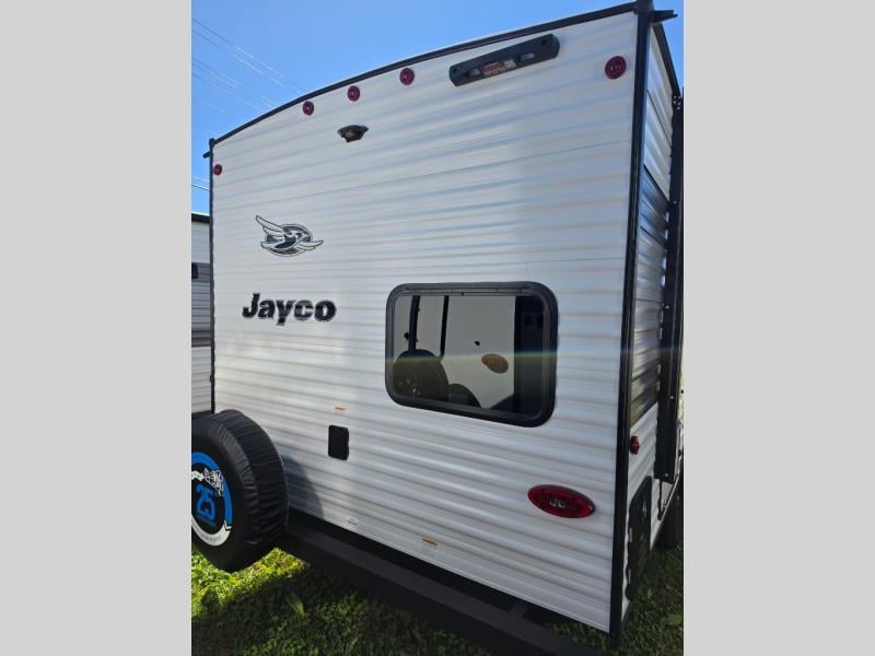 New 2027 Jayco Jay Flight 197MB - photo - 6