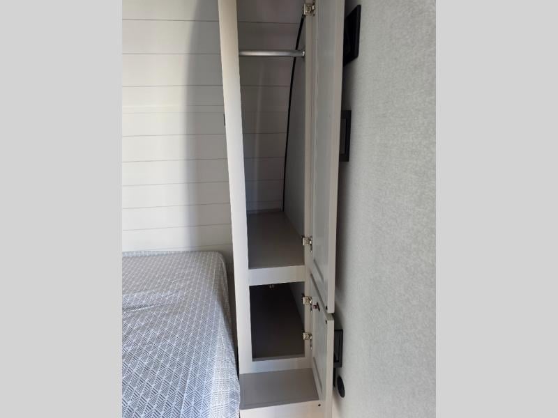 New 2027 Jayco Jay Flight 197MB - photo - 44