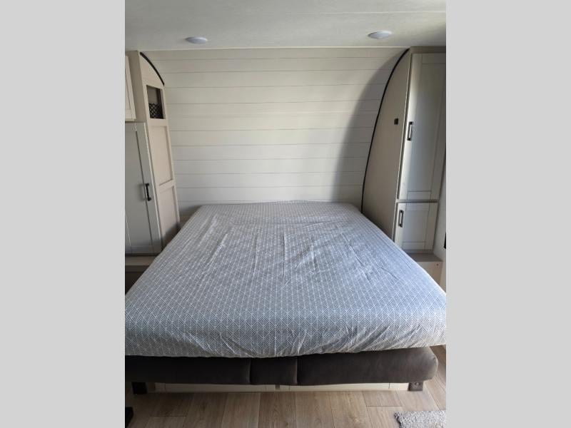 New 2027 Jayco Jay Flight 197MB - photo - 38