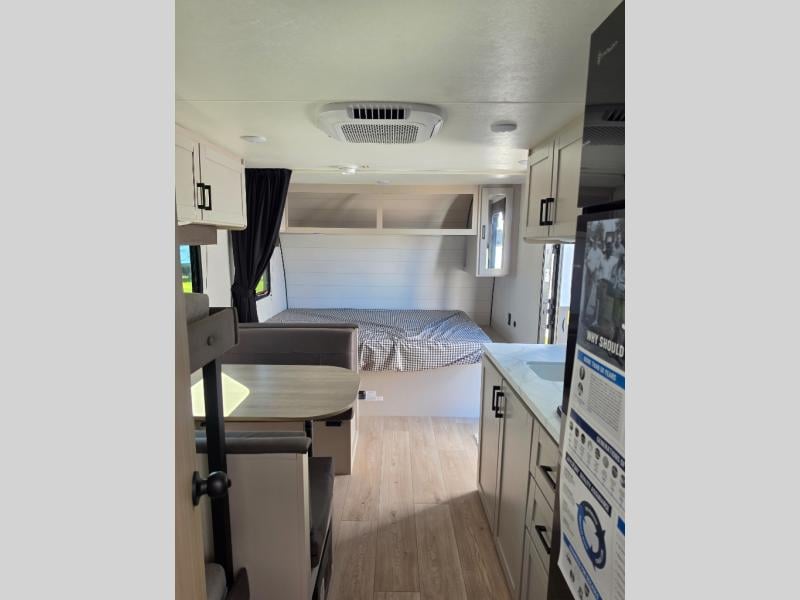 New 2027 Jayco Jay Flight 175BH - photo - 31
