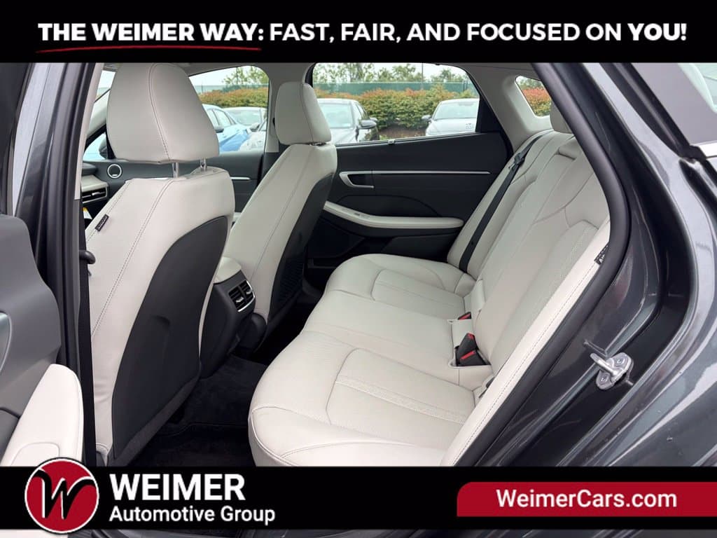 Pre-Owned 2025 Hyundai Sonata Hybrid Limited - photo - 22