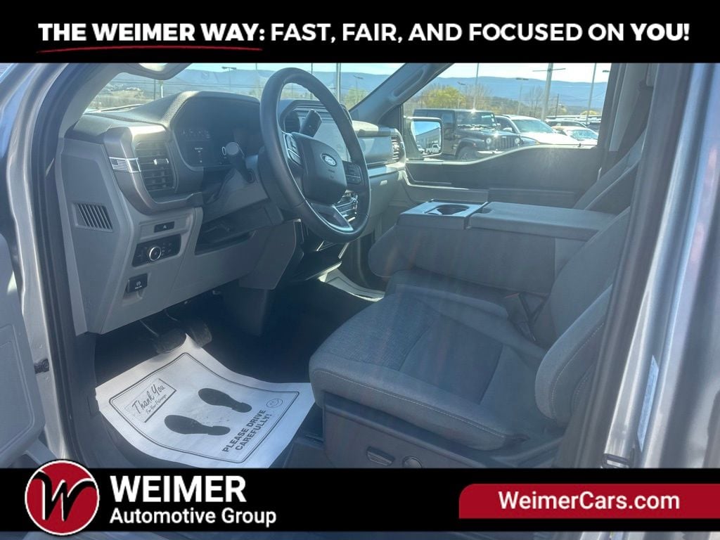 Pre-Owned 2025 Ford F-150 XLT - photo - 12