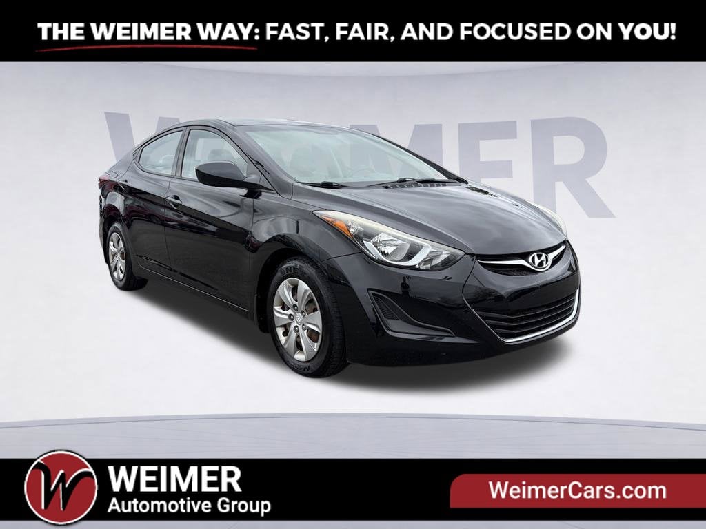 Pre-Owned 2016 Hyundai Elantra SE - photo - 6