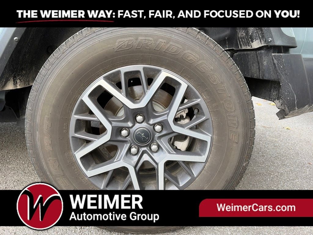 Pre-Owned 2024 Jeep Wrangler Sahara - photo - 7