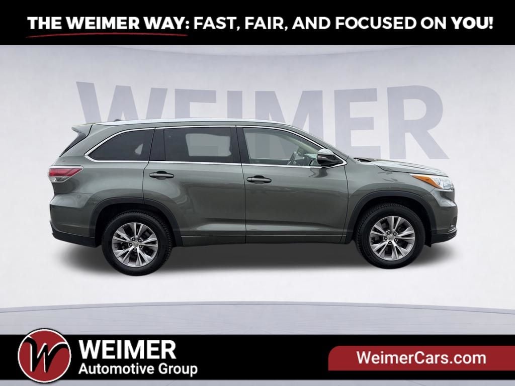 Pre-Owned 2015 Toyota Highlander XLE V6 - photo - 7