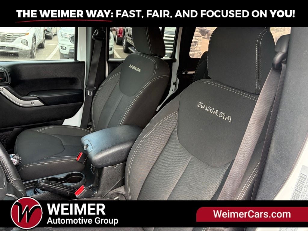Pre-Owned 2017 Jeep Wrangler Unlimited Sahara - photo - 23
