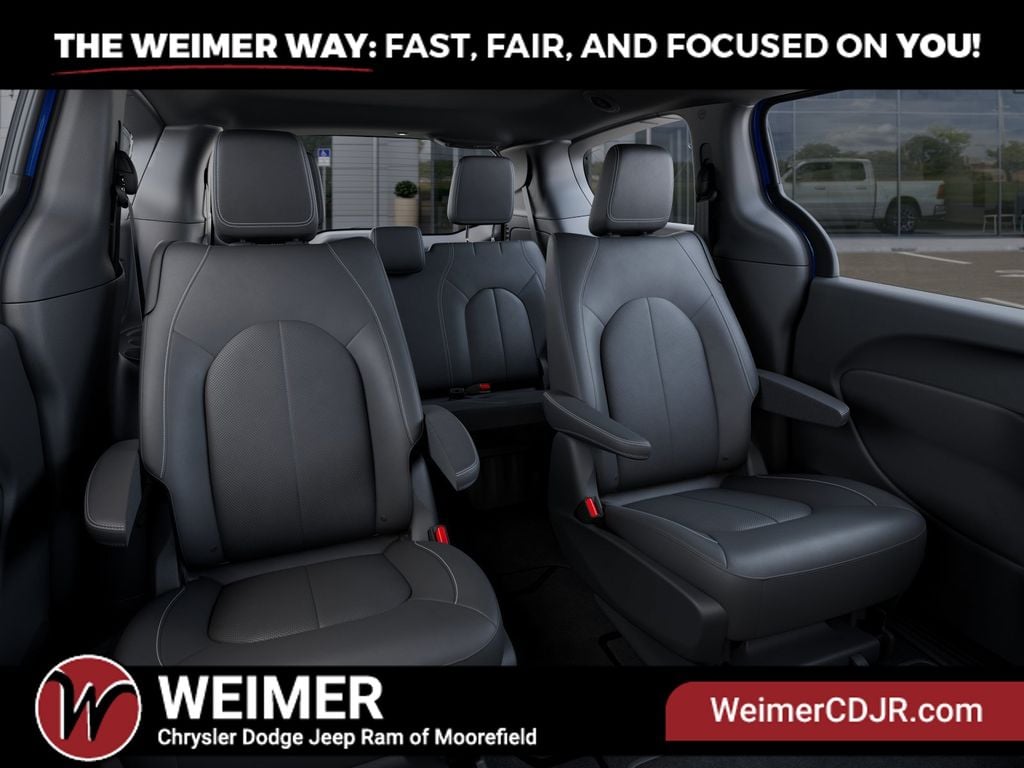 New 2027 Chrysler Pacifica Select - photo - 14