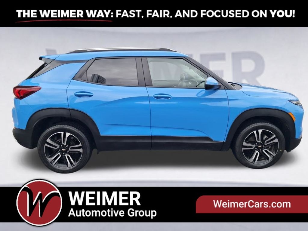 Pre-Owned 2024 Chevrolet TrailBlazer LT - photo - 4