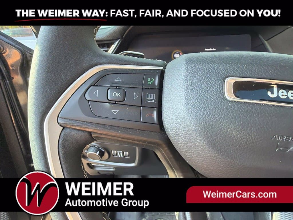 Pre-Owned 2024 Jeep Grand Cherokee L Laredo - photo - 27
