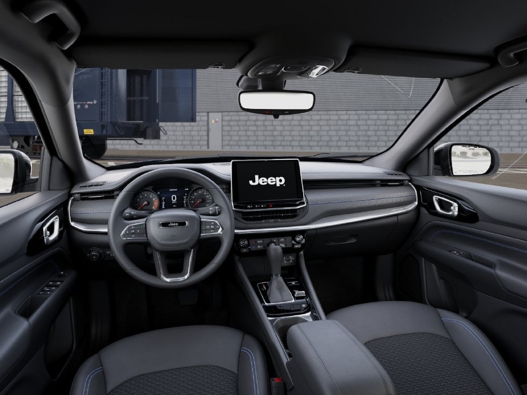 New 2026 Jeep Compass Latitude - photo - 13