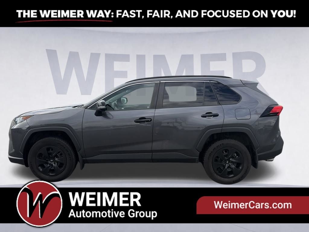 Pre-Owned 2021 Toyota RAV4 LE - photo - 5