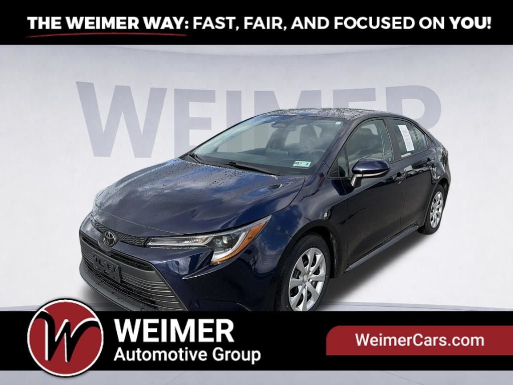 Pre-Owned 2024 Toyota Corolla LE - photo - 0