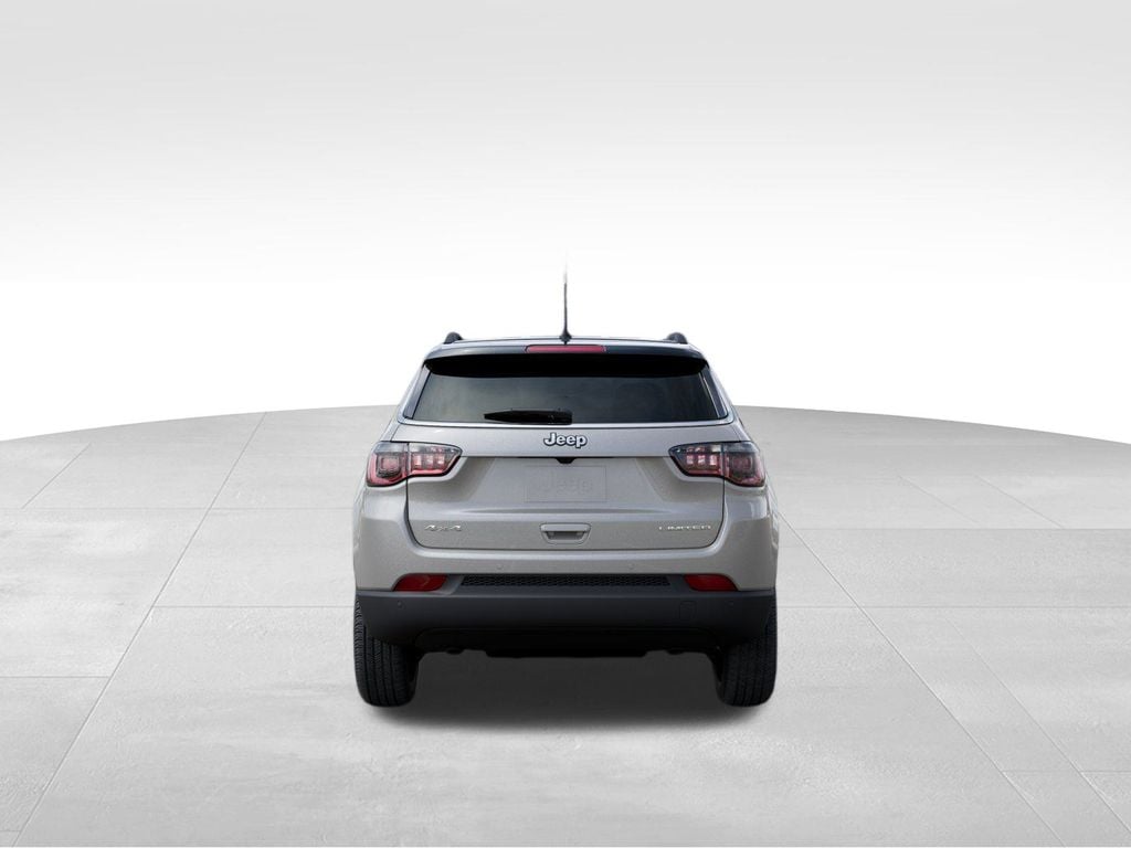 New 2026 Jeep Compass Limited - photo - 6