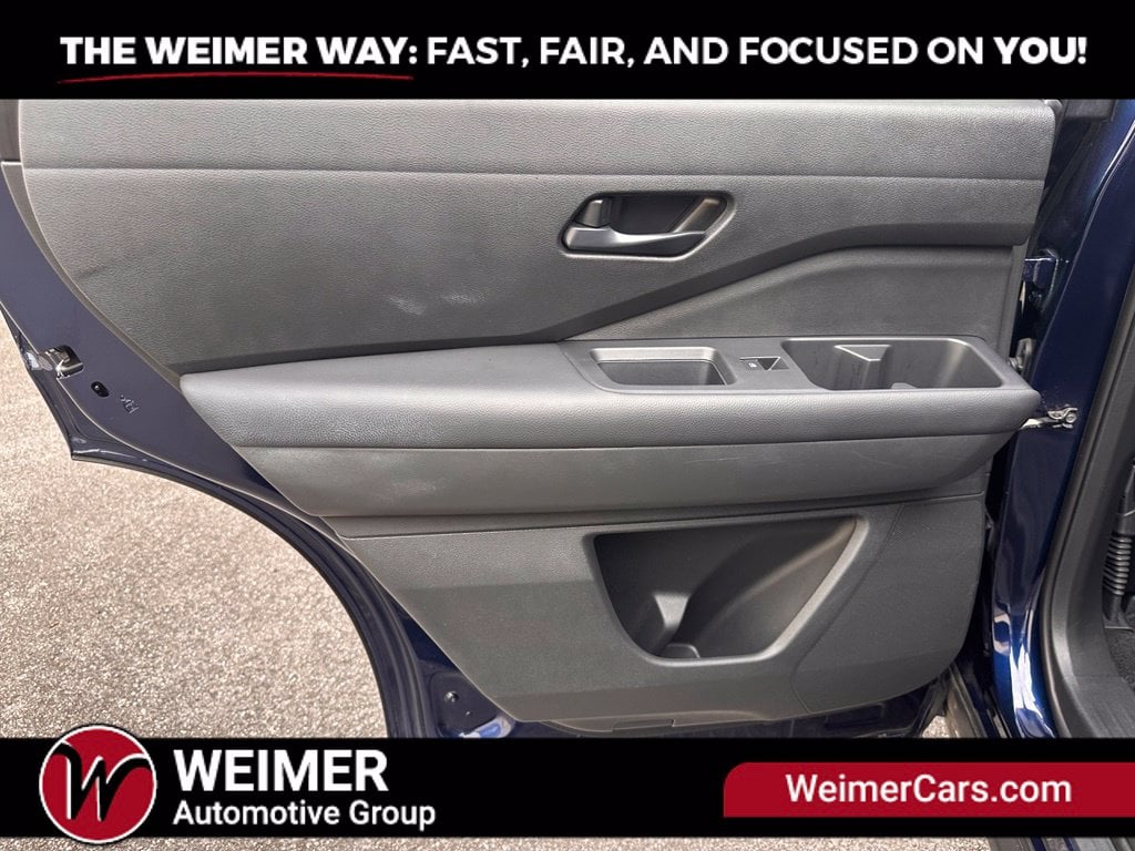 Pre-Owned 2025 Nissan Pathfinder SV - photo - 20
