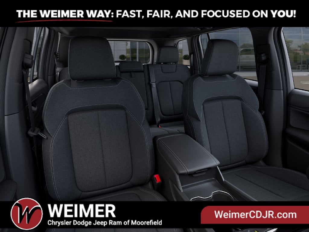 New 2027 Jeep Grand Cherokee Laredo X - photo - 15