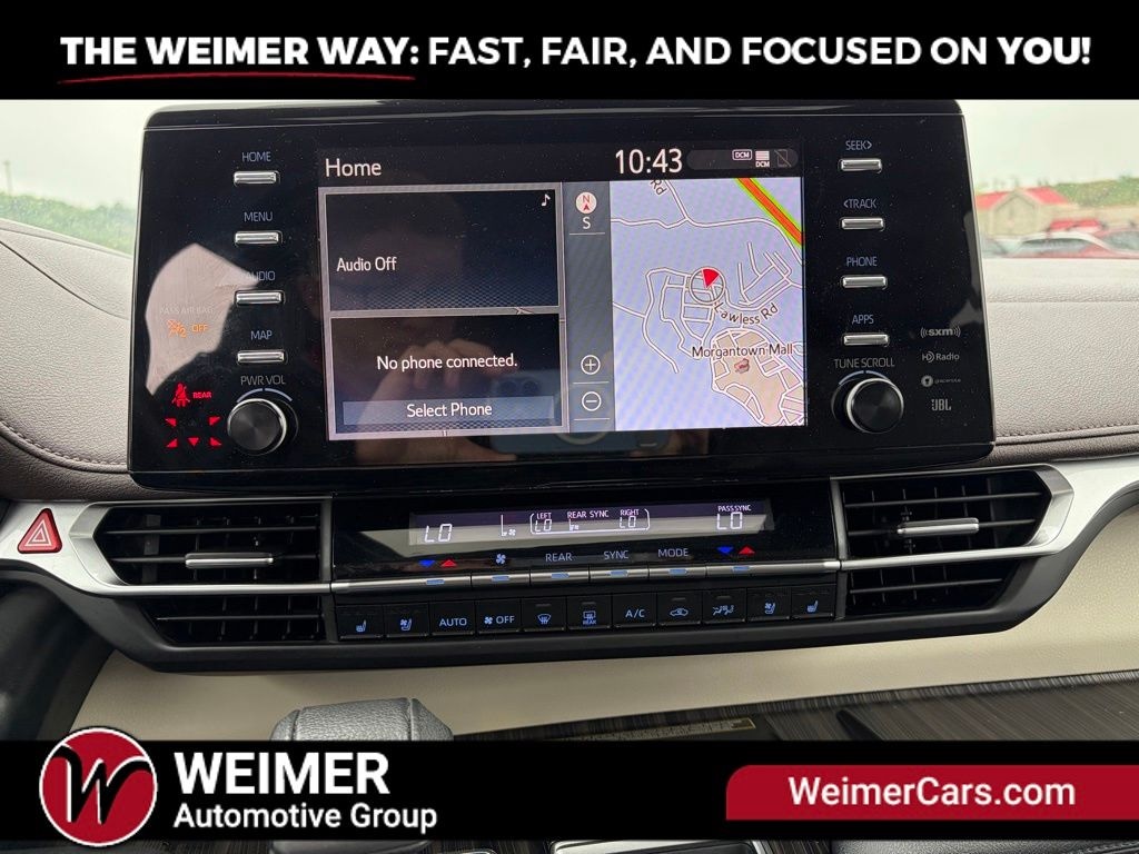Pre-Owned 2021 Toyota Sienna Platinum - photo - 25