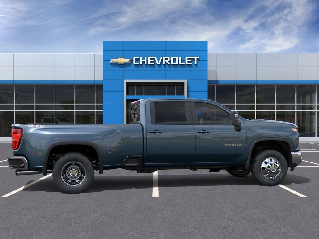 New 2026 Chevrolet Silverado 3500HD LT - photo - 5