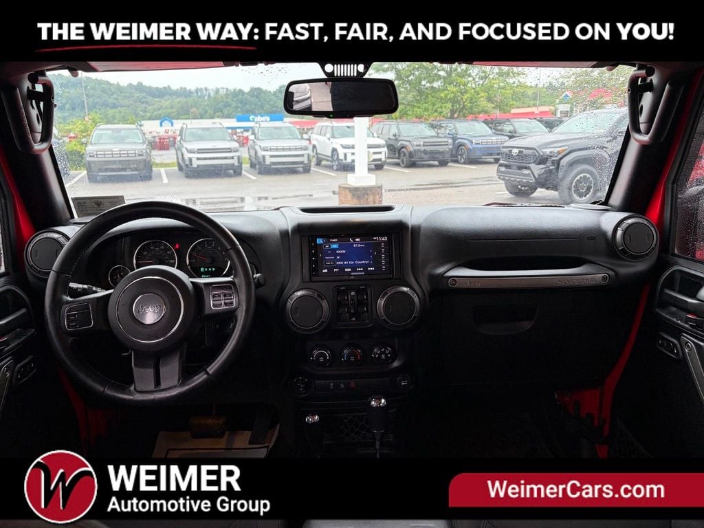 Pre-Owned 2015 Jeep Wrangler Unlimited Sport - photo - 17