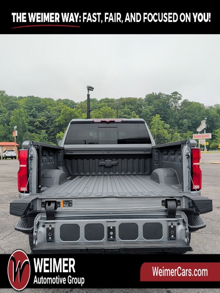 Pre-Owned 2025 Chevrolet Silverado 2500HD ZR2 - photo - 6
