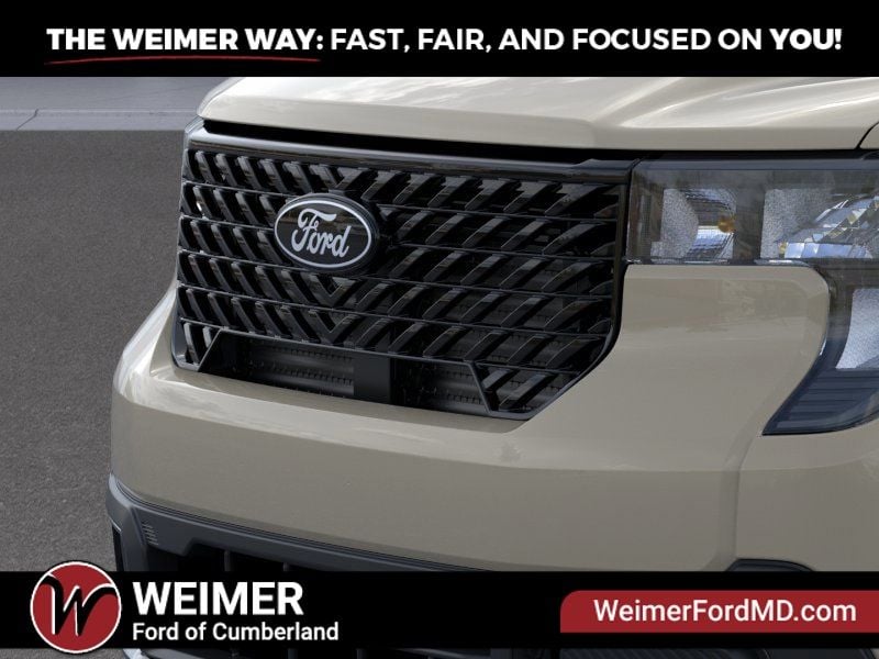 New 2025 Ford Maverick XLT - photo - 17