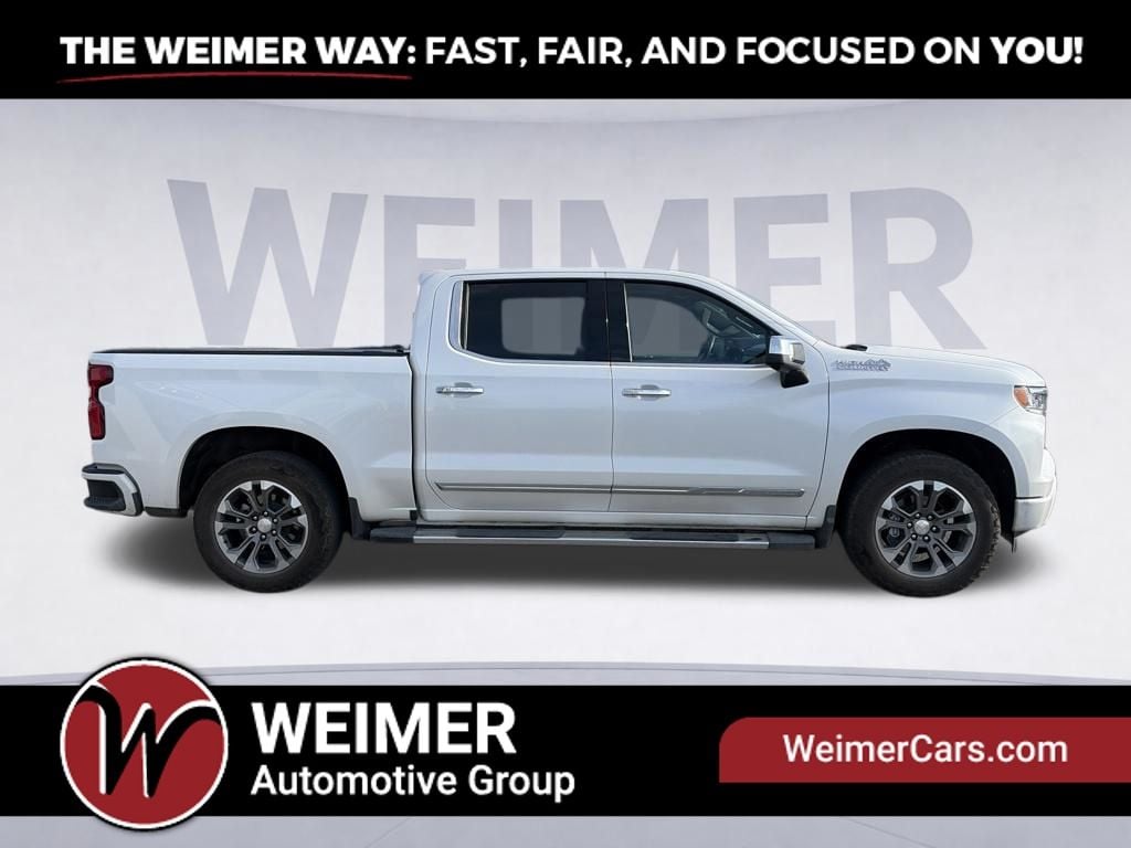 Pre-Owned 2024 Chevrolet Silverado 1500 High Country - photo - 3