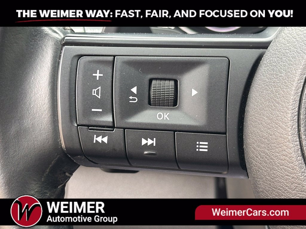 Pre-Owned 2025 Nissan Pathfinder SV - photo - 13