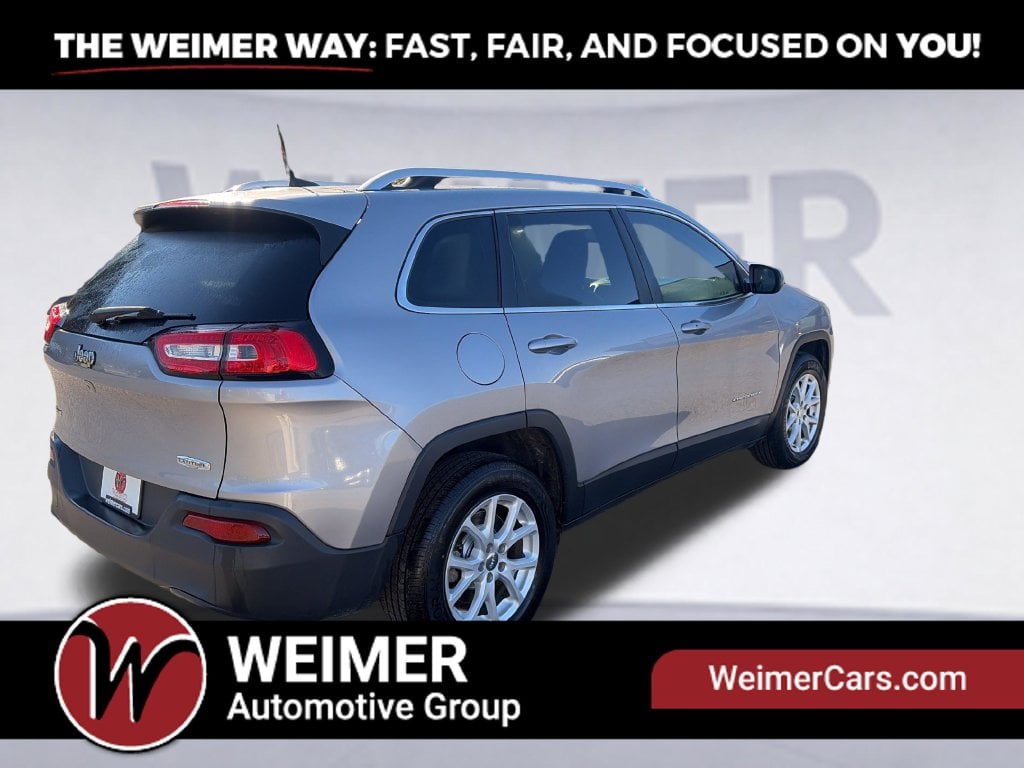 Pre-Owned 2018 Jeep Cherokee Latitude Plus - photo - 6