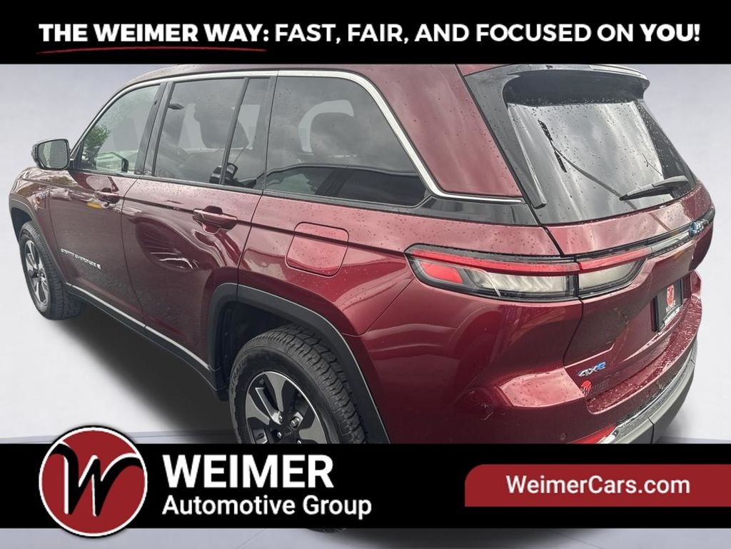 Pre-Owned 2024 Jeep Grand Cherokee 4xe - photo - 3
