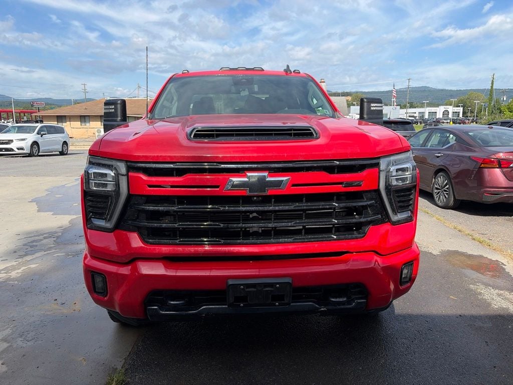 Pre-Owned 2024 Chevrolet Silverado 2500HD LT - photo - 1