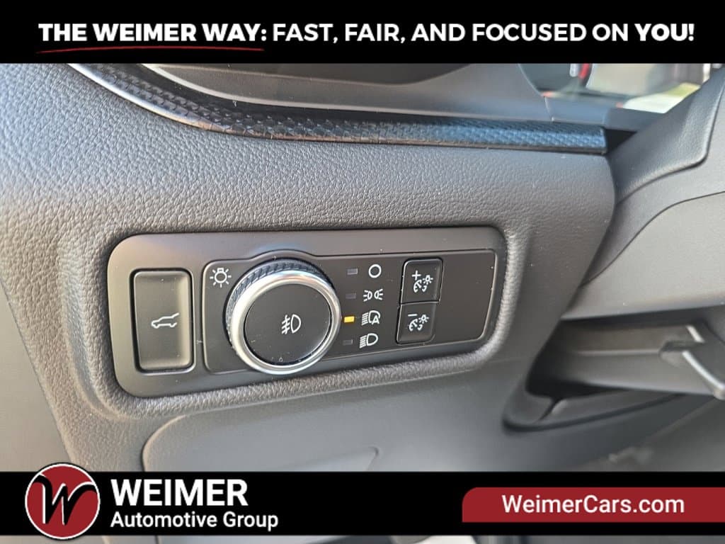 Pre-Owned 2023 Ford Explorer ST-Line - photo - 18