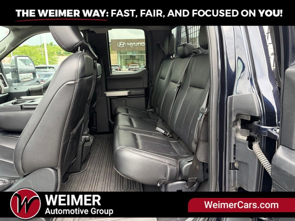 Pre-Owned 2021 Ford F-350SD Lariat - photo - 17
