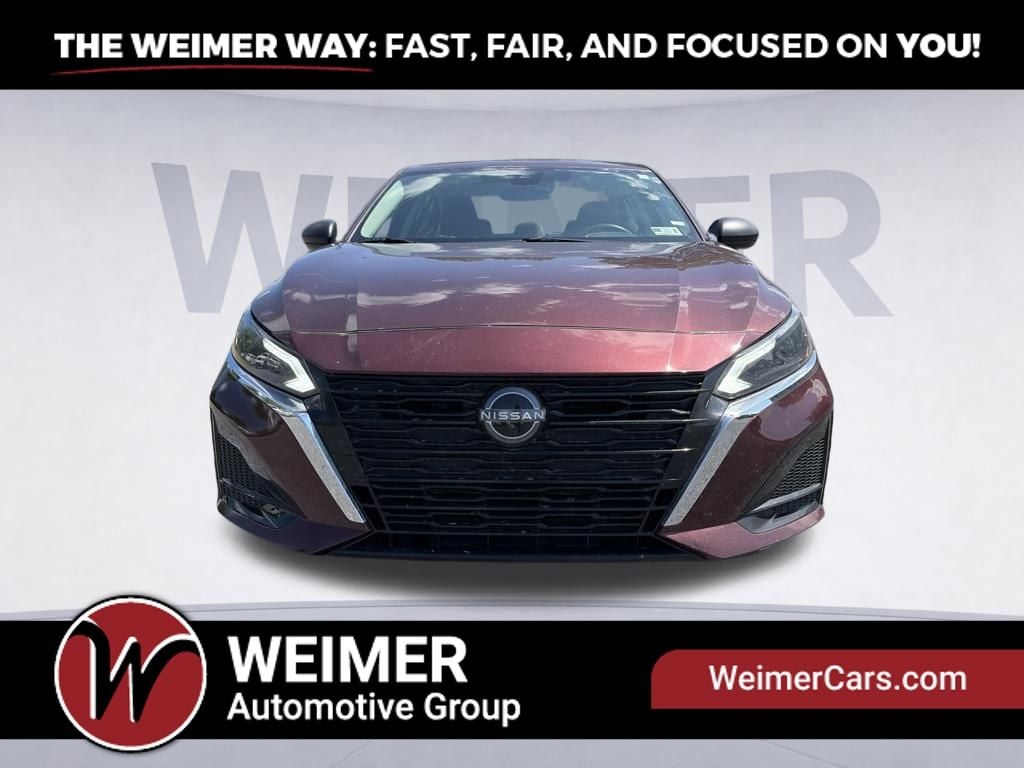 Pre-Owned 2024 Nissan Altima 2.5 SV - photo - 1