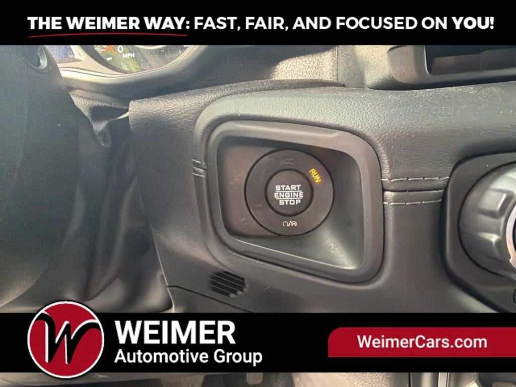 Pre-Owned 2024 Jeep Wrangler Sahara - photo - 48