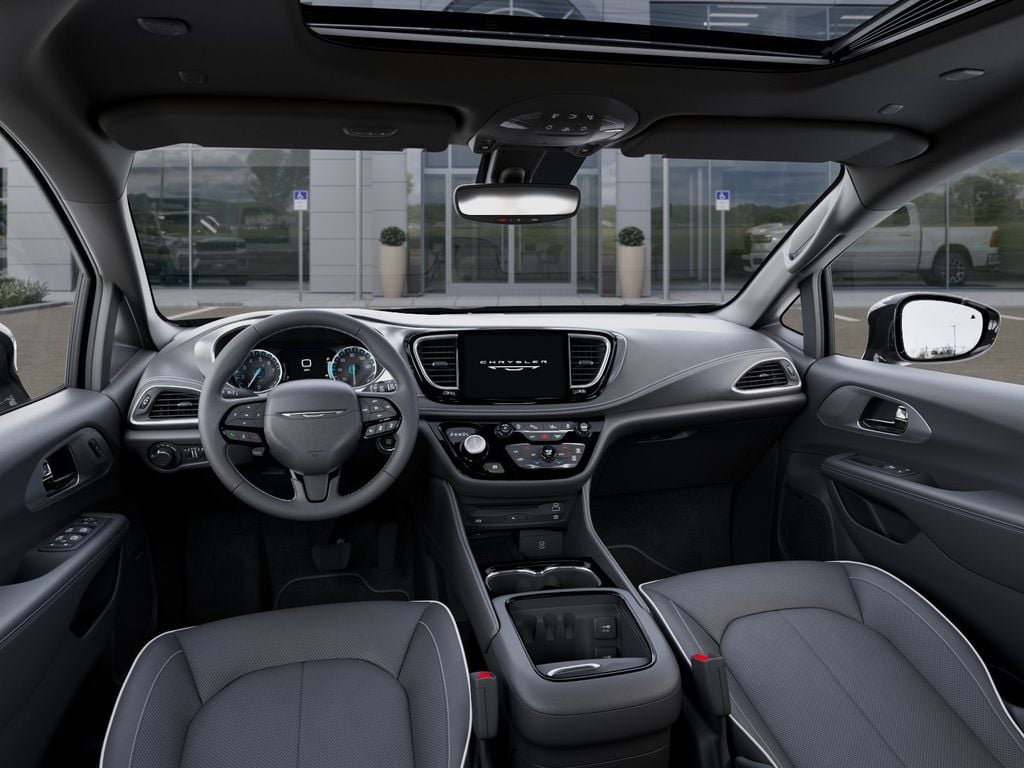 New 2027 Chrysler Pacifica Limited - photo - 13