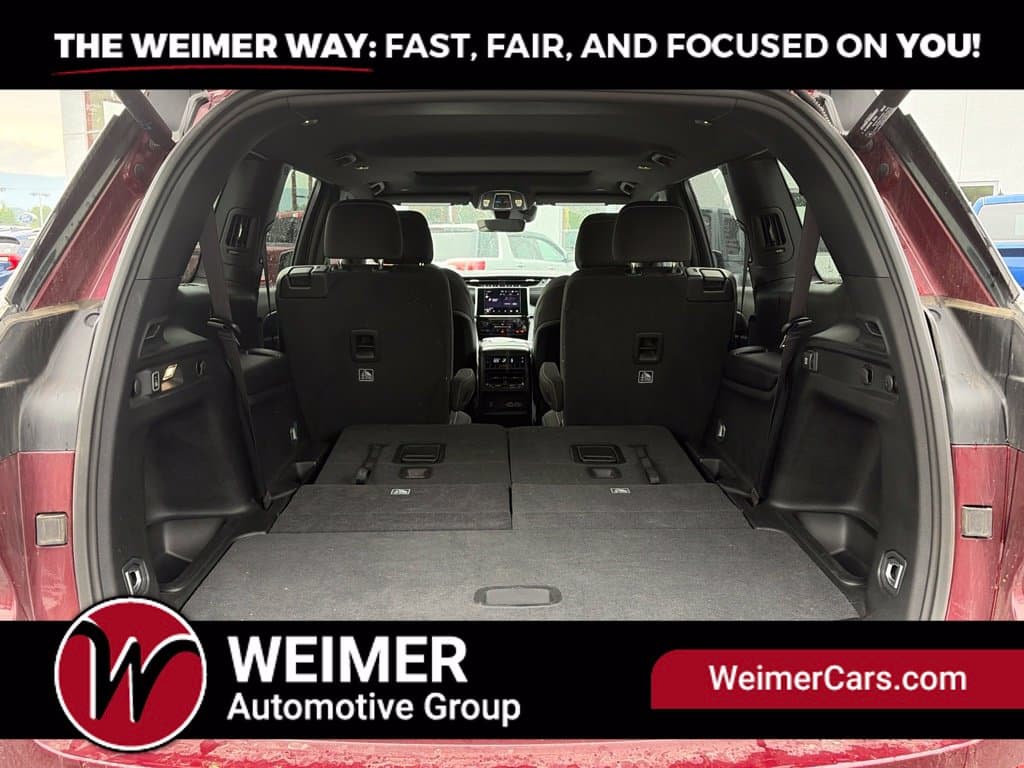 Pre-Owned 2025 Jeep Grand Cherokee L Laredo - photo - 10