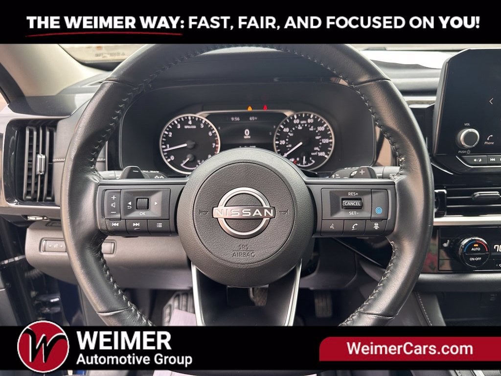 Pre-Owned 2025 Nissan Pathfinder SV - photo - 11