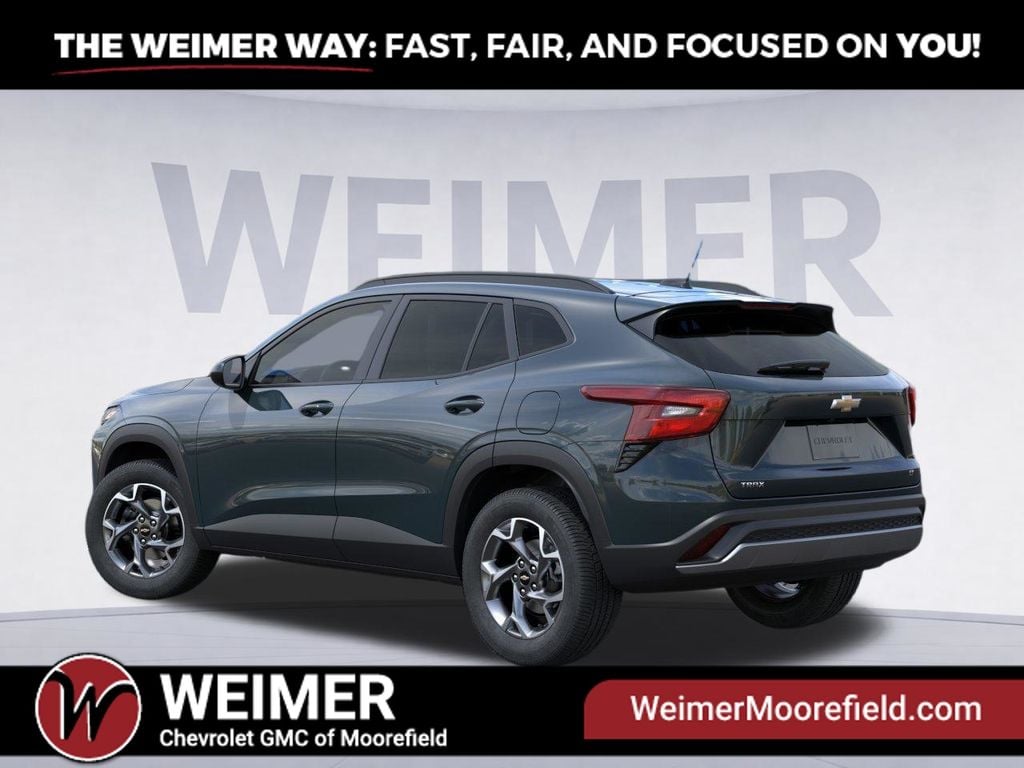 New 2026 Chevrolet Trax LT - photo - 3