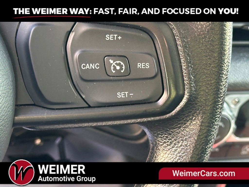 Pre-Owned 2024 Jeep Gladiator Sport - photo - 10