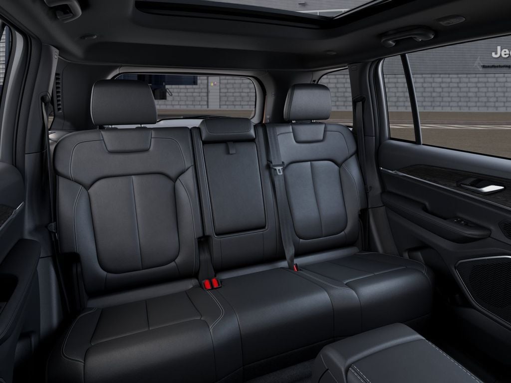 New 2026 Jeep Grand Cherokee Limited - photo - 14