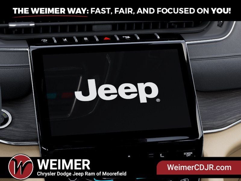 New 2025 Jeep Grand Cherokee L Limited - photo - 17