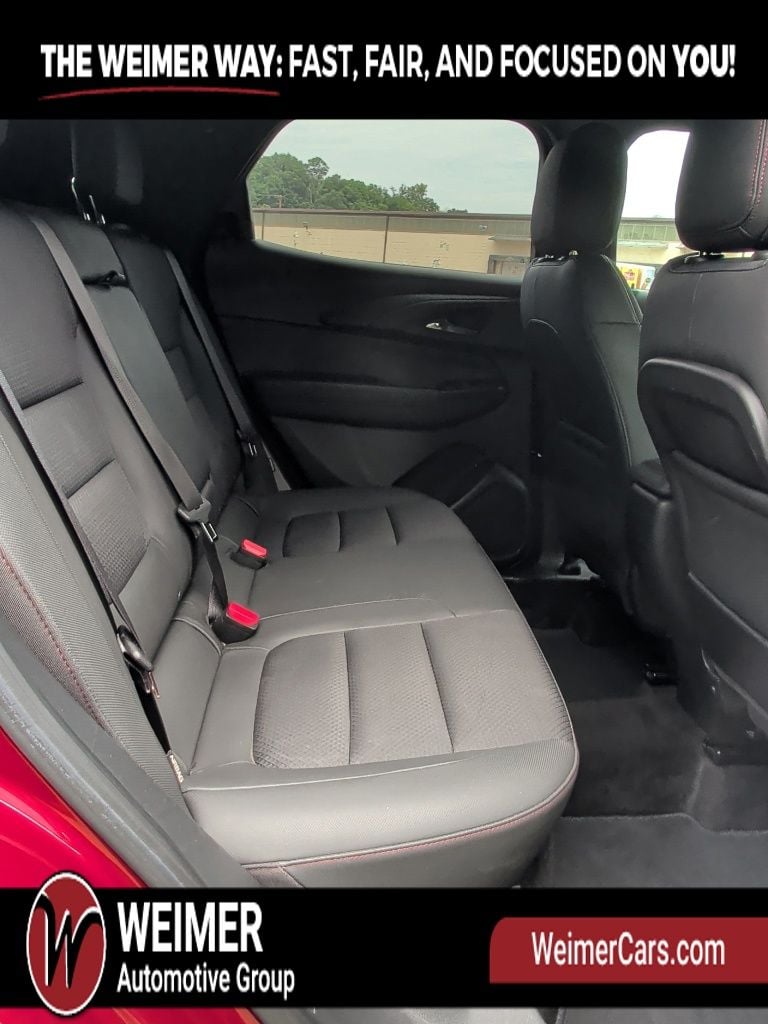 Pre-Owned 2022 Chevrolet TrailBlazer RS - photo - 14