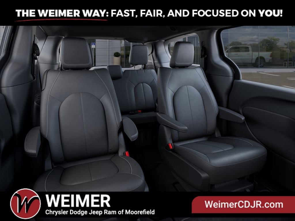 New 2027 Chrysler Pacifica Select - photo - 14