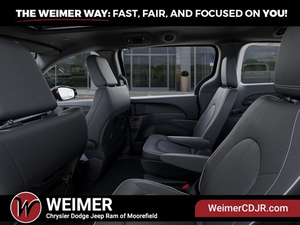 New 2027 Chrysler Pacifica Limited - photo - 22