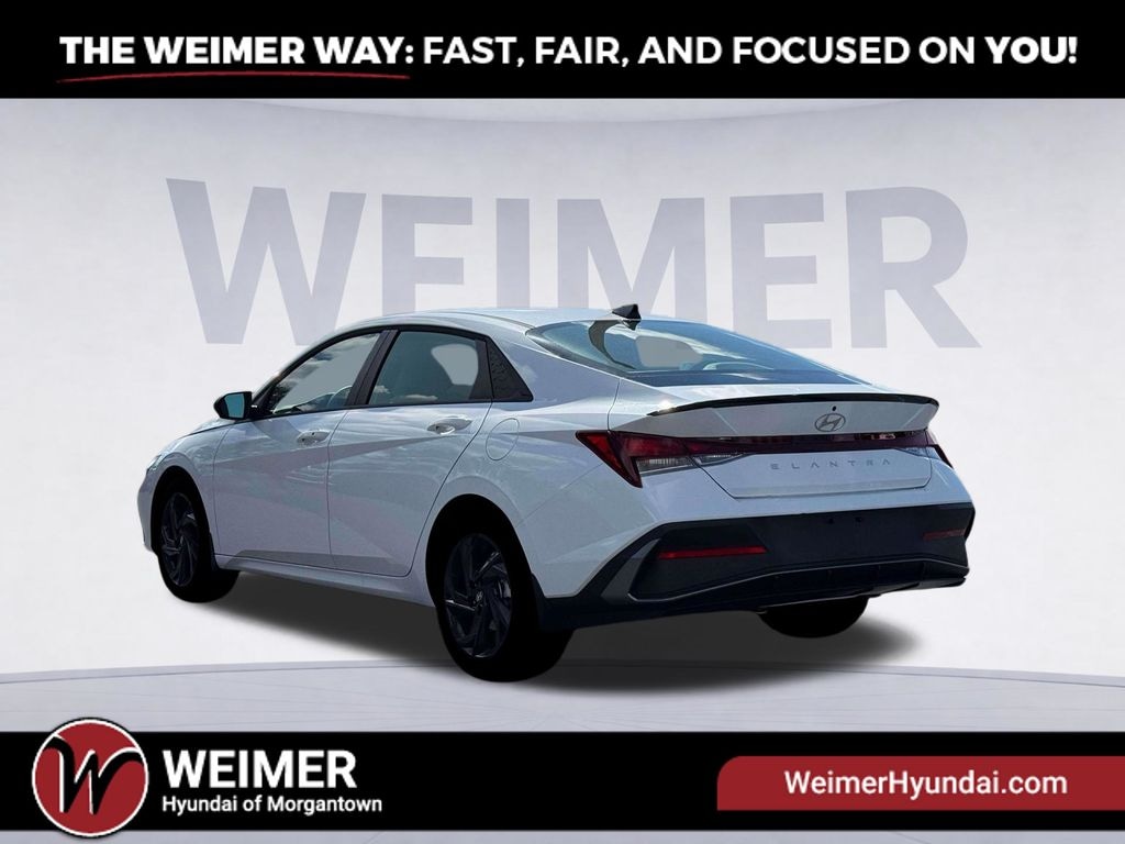 New 2026 Hyundai Elantra SEL Sport - photo - 4