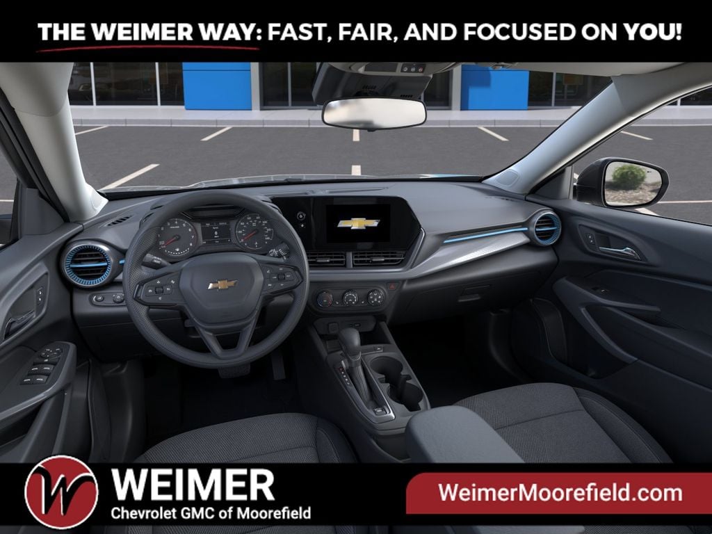 New 2026 Chevrolet Trax LS - photo - 14