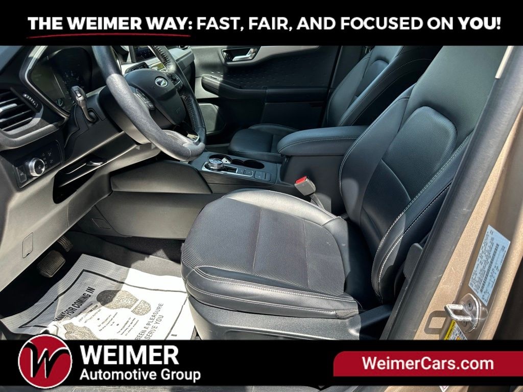 Pre-Owned 2020 Ford Escape SEL - photo - 9