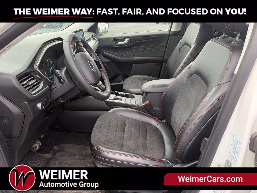 Pre-Owned 2022 Ford Escape SEL - photo - 17