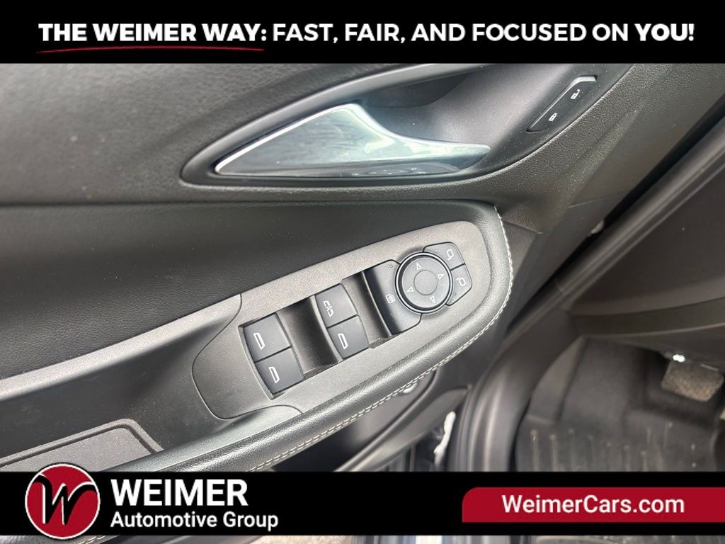 Pre-Owned 2020 Buick Encore GX Select - photo - 7