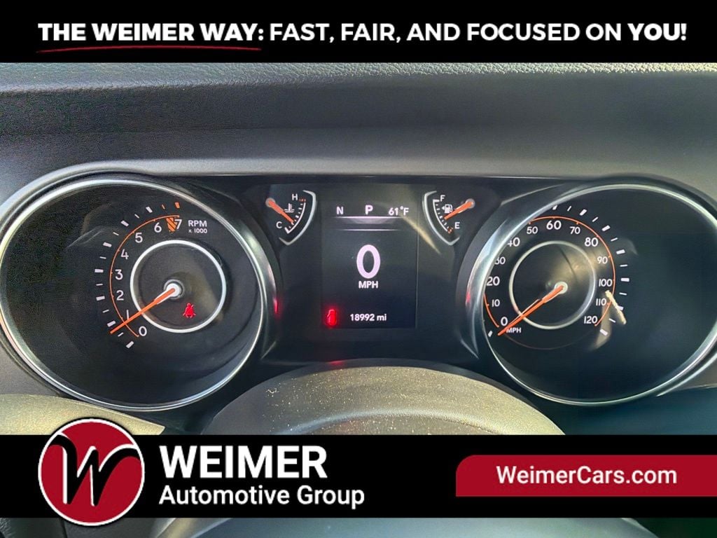 Pre-Owned 2022 Jeep Wrangler Sport - photo - 28