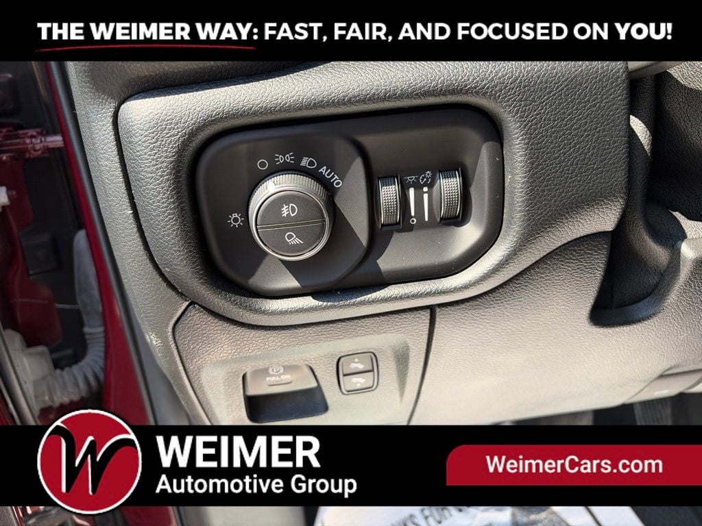 Pre-Owned 2021 Ram 1500 Laramie - photo - 22